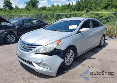 2013 Hyundai Sonata Gls z USA, uszkodzony, nr VIN 5NPEB4AC1DH737085